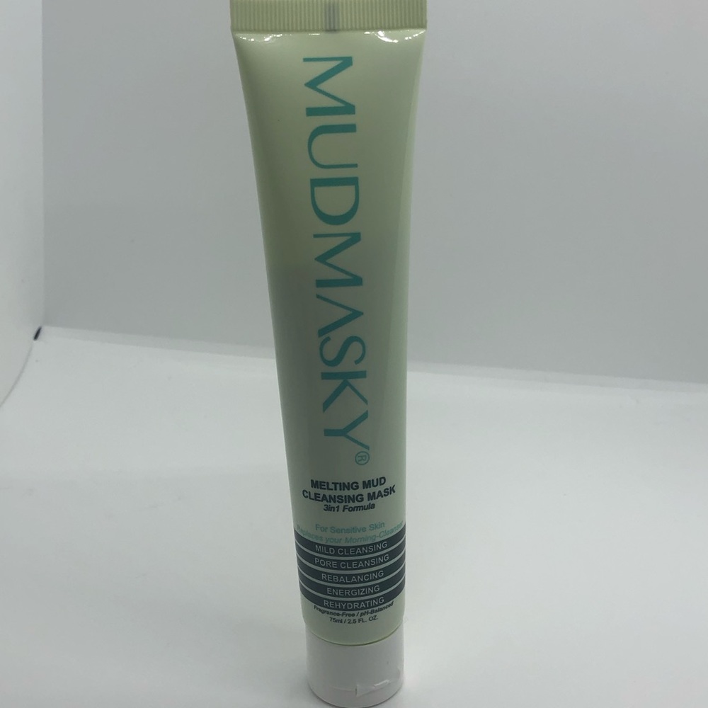 New! MUDMASKY Melting Mud Cleansing Mask